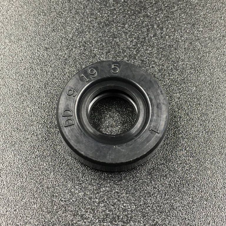 Сальник редуктора Yamaha 93106-09014 KACAWA 93106-09014 (931-06090-14-00, 931-06100-00-00, 931-06100-00)