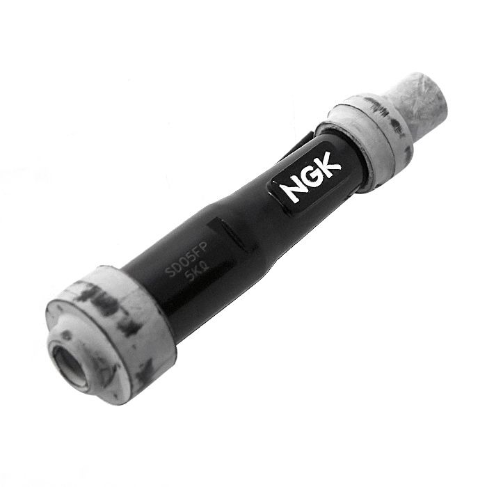 Колпачок свечи зажигания NGK 8325 SD05FP