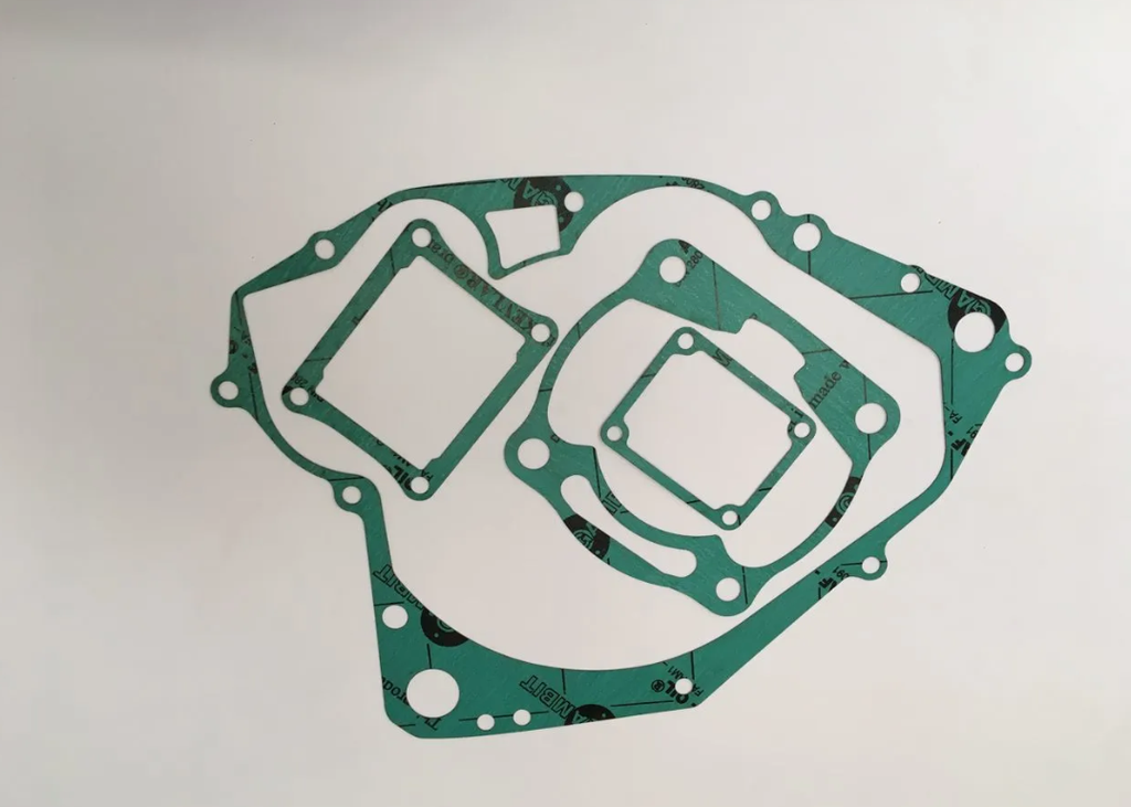 Комплект прокладок Suzuki TS 125/200 SVF SVF-11318